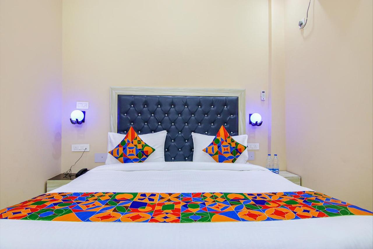 Fabhotel Ashok Vihar - Nr North Campus, Delhi University Nuova Delhi Esterno foto